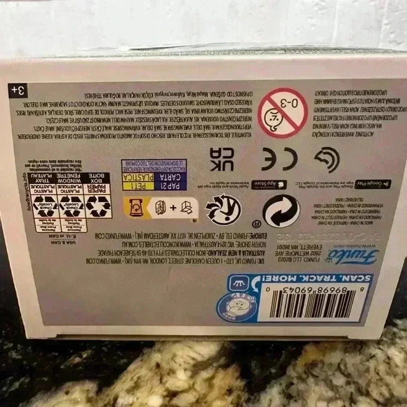 Funko Pop! Marvel The Marvels Captain Marvel Orange Figure - Picture 10 of 11